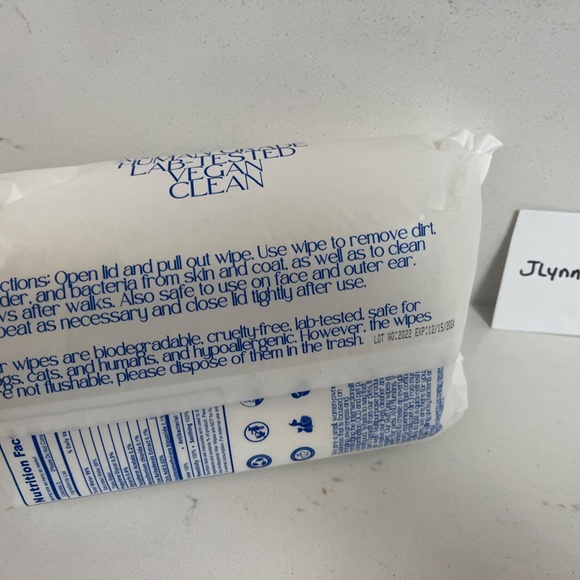 NEW Ruff day Wipes 100 CT, Pet Grooming Wipes for Dogs, cats, humans🐕🐩, - Picture 2 of 3